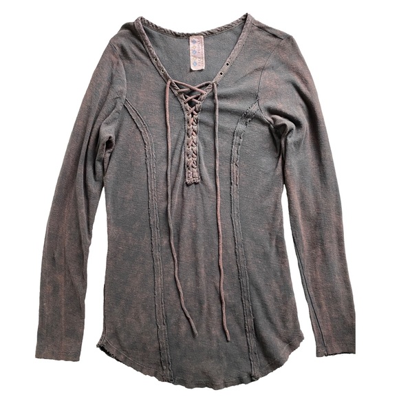 Free People Top Long Sleeve ‘Chilton’ - Picture 3 of 11